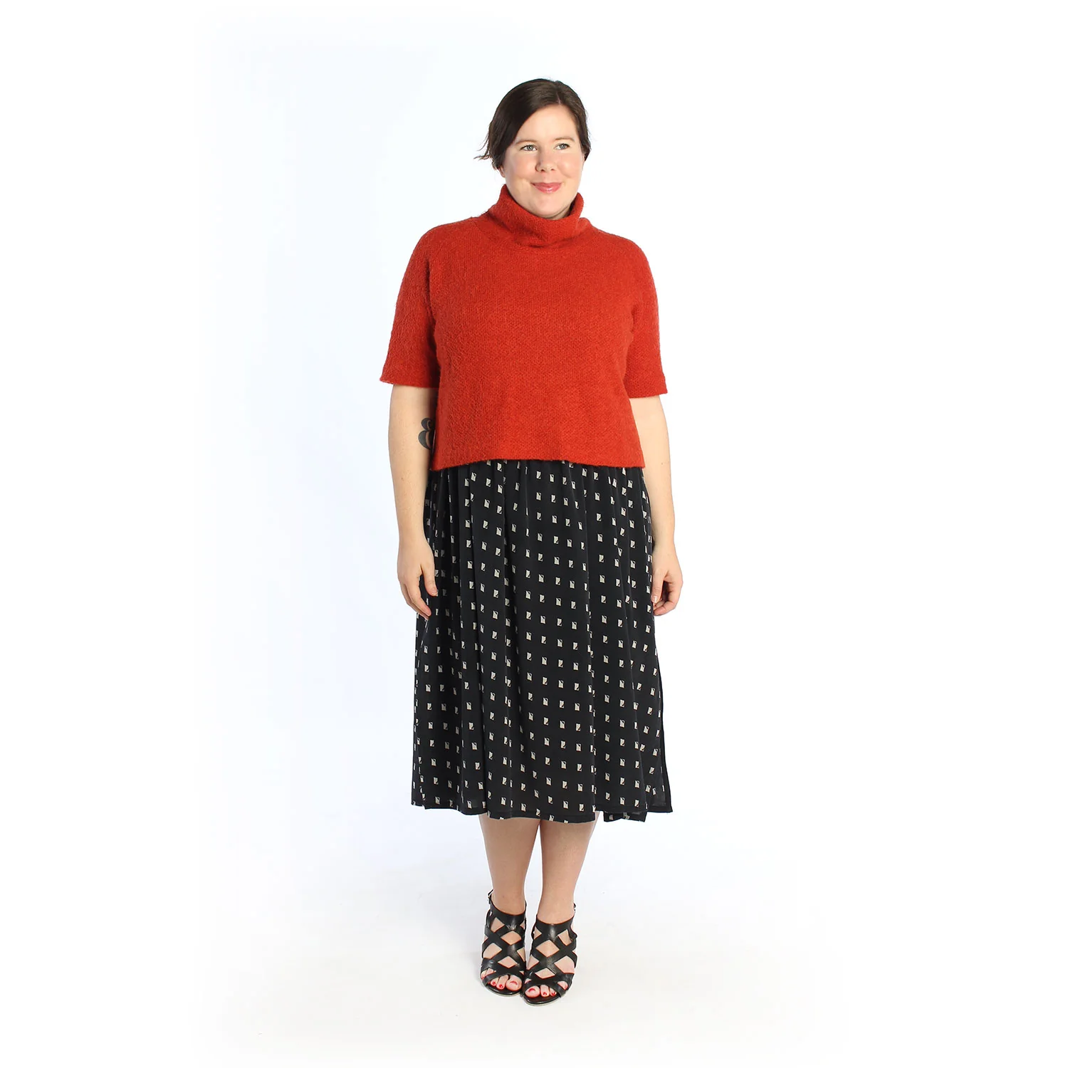Elliot Sweater and Tee - Image 18